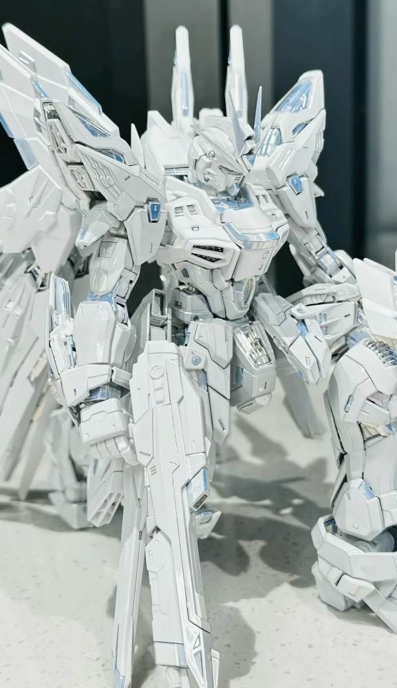 Mô hình lắp ráp MGEX 1/100 Strike Freedom Gundam Twilight Coating - 7701 Changlong