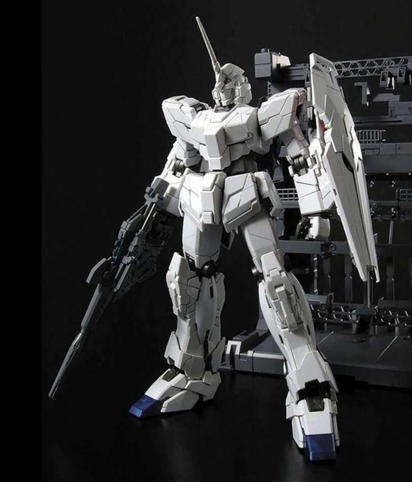 Mô hình lắp ráp MG 1/100 Unicorn Gundam + MS Cage 6636 Daban