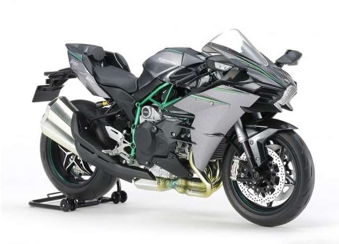 Mô hình lắp ráp Moto Tamiya 1/12 Kawasaki Ninja H2R Motorcycle Series No. 131