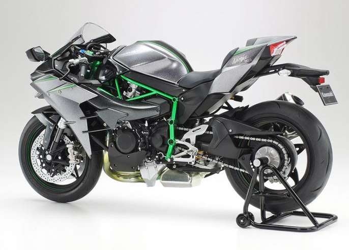 Mô hình lắp ráp Moto Tamiya 1/12 Kawasaki Ninja H2R Motorcycle Series No. 131