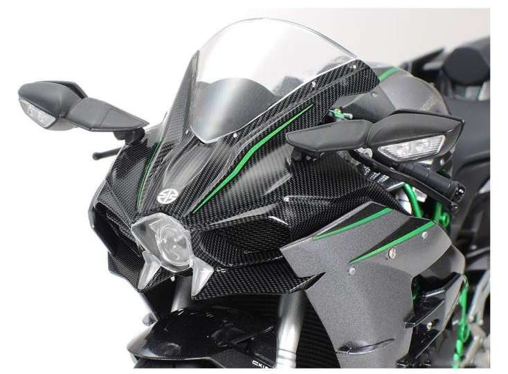 Mô hình lắp ráp Moto Tamiya 1/12 Kawasaki Ninja H2R Motorcycle Series No. 131