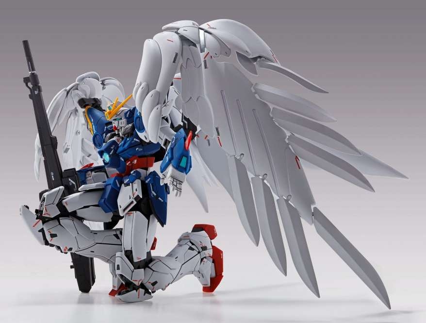 Mô hình lắp ráp MG 1/100 Wing Gundam Zero EW Ver.Ka - BANDAI