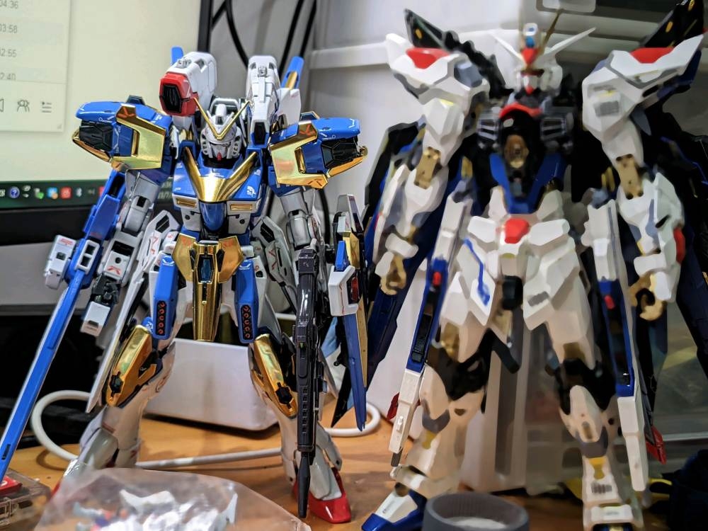 Mô hình lắp ráp MG 1/100 Victory 2 Assault Buster V2AB Gundam 6655 daban (decal+effect)