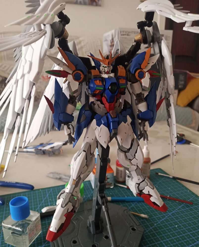 Mô hình lắp ráp MG 1/100 Wing Zero Custom ver.HIRM HIRES 8820 gundam DABAN