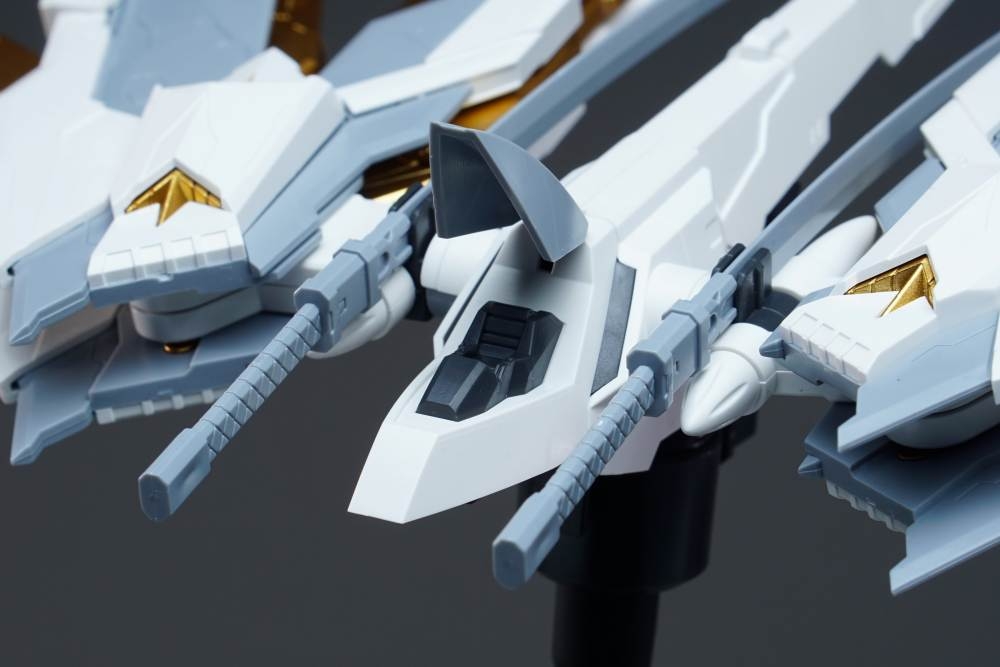 Mô hình lắp ráp Proud Defender cho MG Strike Freedom / 8802 White Slash Flying Backpack