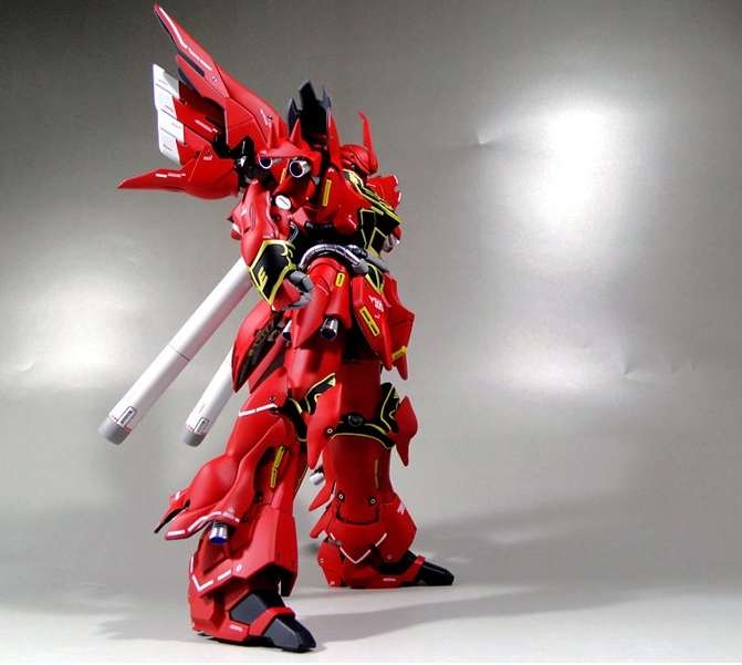 Mô hình lắp ráp HG 1/144 Sinanju MSN-06S HGUC BANDAI
