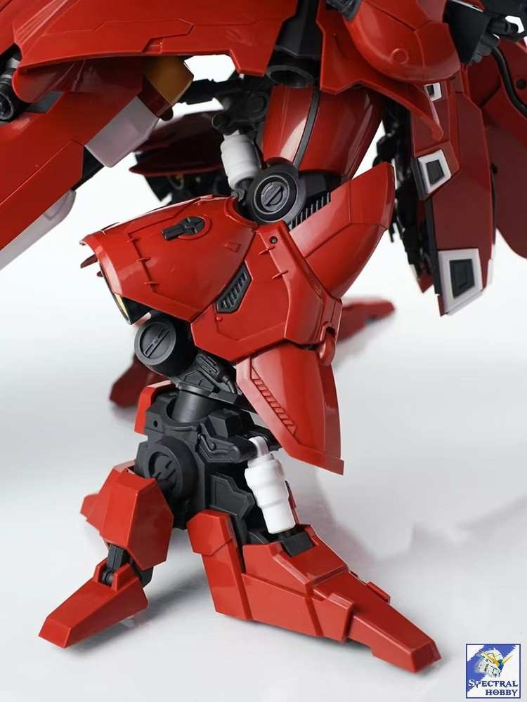 Mô hình lắp ráp RG 1/144 NIGHTINGALE Night Hawk spec.II RED SOUL
