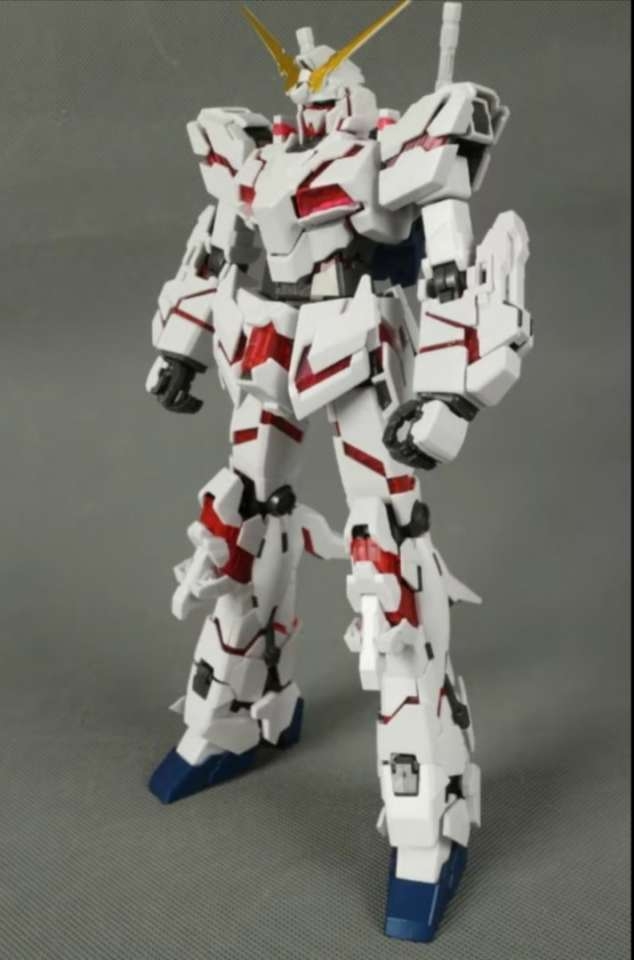 Mô hình lắp ráp MG 1/100 Unicorn Gundam + MS Cage 6636 Daban
