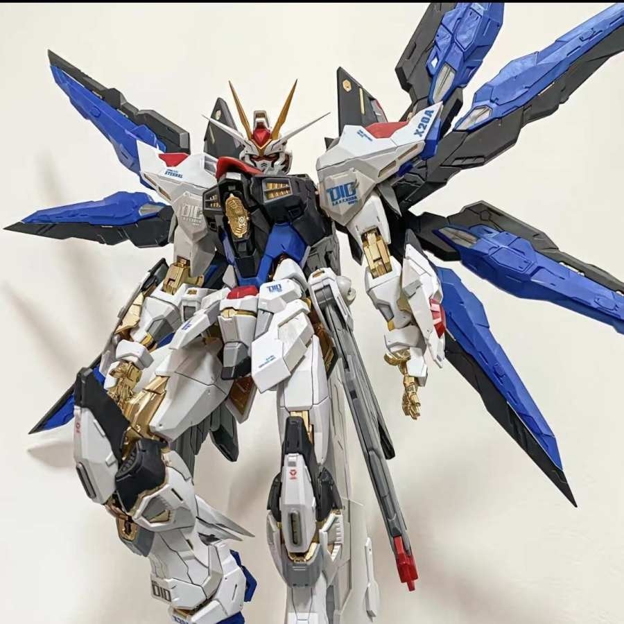 Mô hình lắp ráp MG 1/100 Strike Freedom gundam ver MB 8802 Daban (+ Wing Effect)