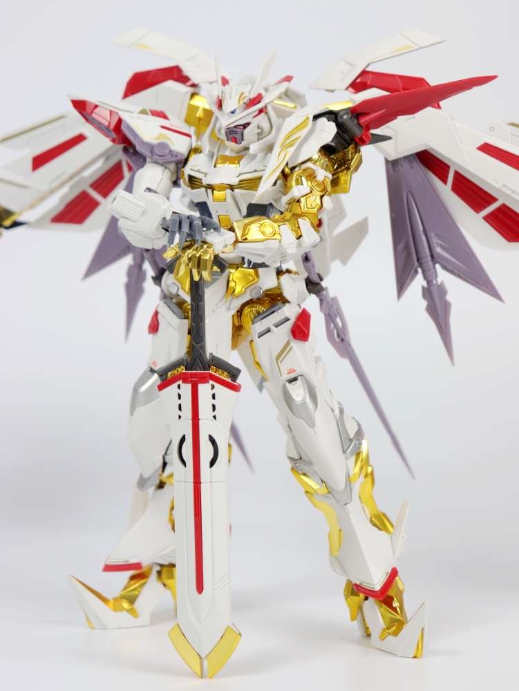 Mô hình lắp ráp MG 1/100 Gundam Astray Gold Frame Amatsu Hana 8826 Daban