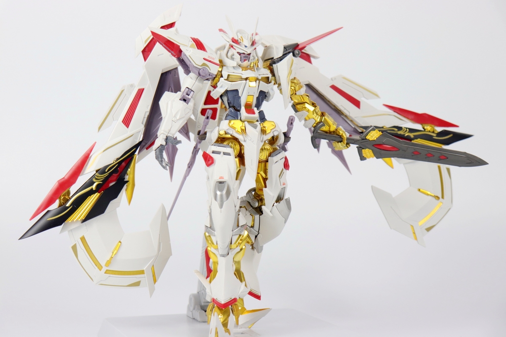 Mô hình lắp ráp MG 1/100 Gundam Astray Gold Frame Amatsu Hana 8826 Daban