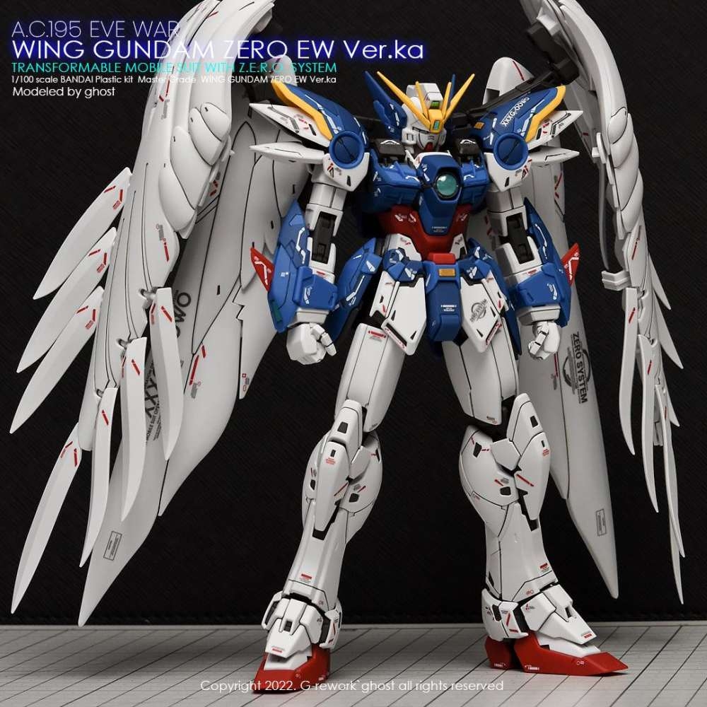 Mô hình lắp ráp MG 1/100 Wing Gundam Zero EW Ver.Ka - BANDAI