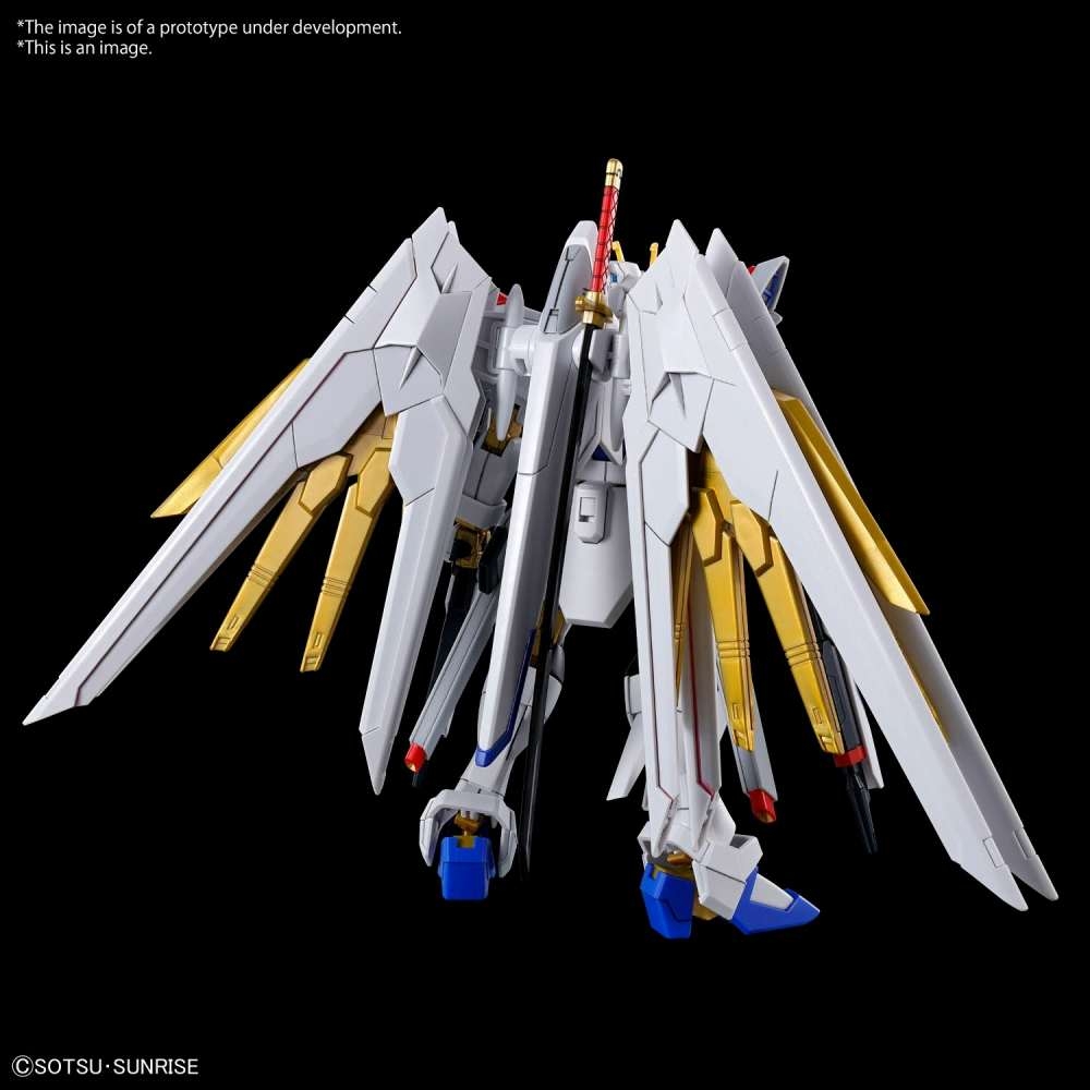 Mô hình lắp ráp HG 1/144 MIGHTY STRIKE FREEDOM GUNDAM - BANDAI