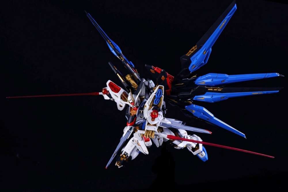 Mô hình lắp ráp MGEX 1/100 Strike Freedom Gundam - 7701 Changlong, Xunxin