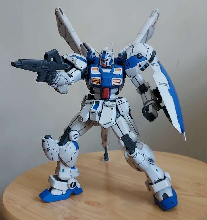 Mô hình lắp ráp RE/100 RX-78 GP04G Gerbera - Doudou Model