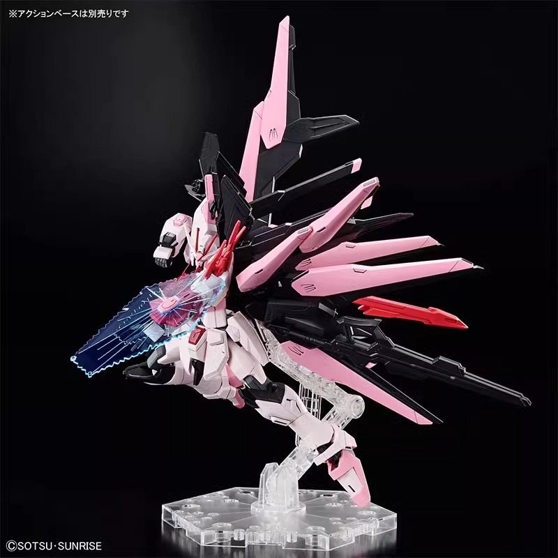 Mô hình lắp ráp HG 1/144 Gundam Perfect Strike Freedom Rouge Build Metaverse BANDAI
