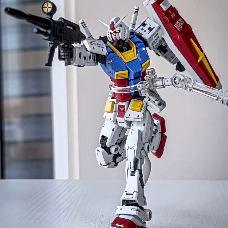 Mô hình lắp ráp RG 1/144 RX-78-2 GUNDAM RX78 2.0 - Changlong model
