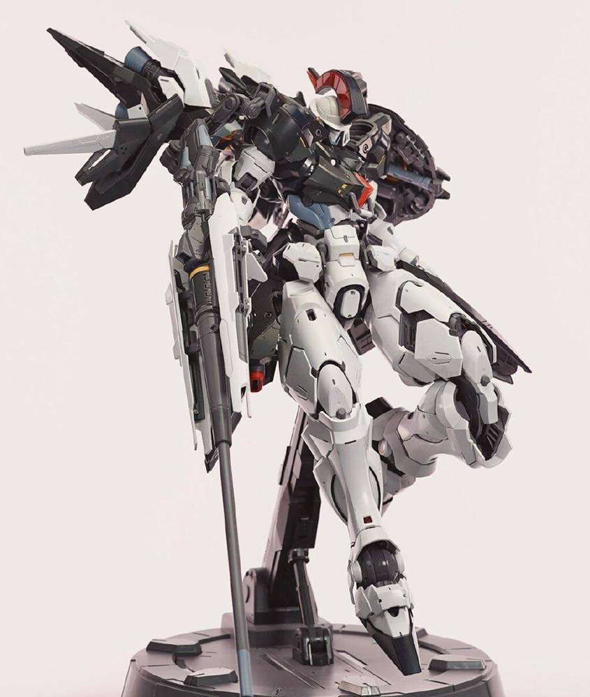 Mô hình lắp ráp Nilson Works PG 1/60 Monument Tallgeese
