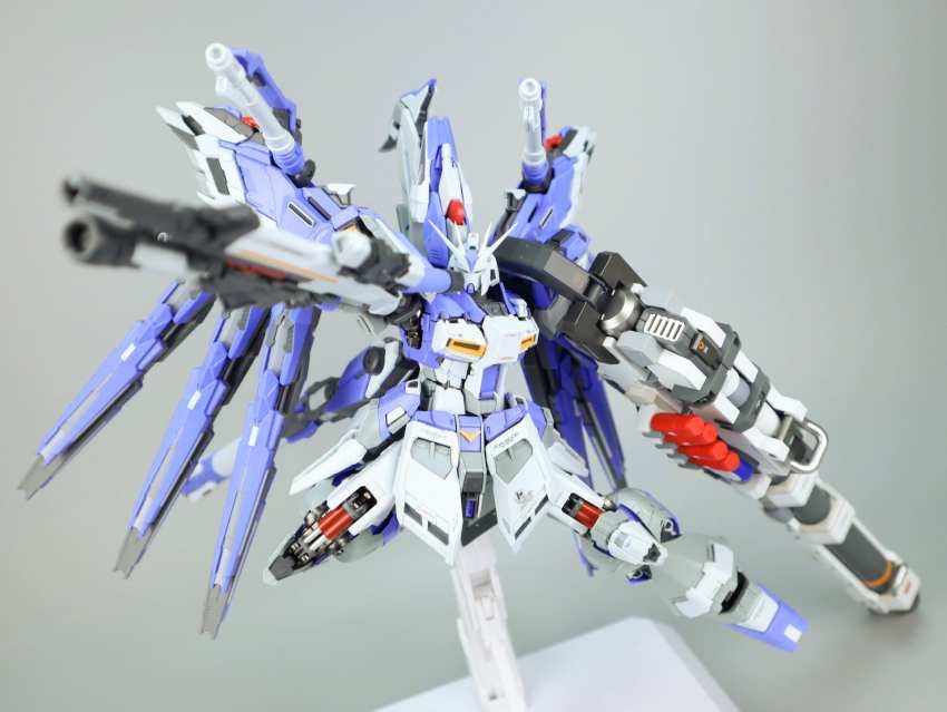 Mô hình lắp ráp MG 1/100 Hi-Nu RX-93v2 V-Tiger VT01 Hinu metal frame YUJIAO