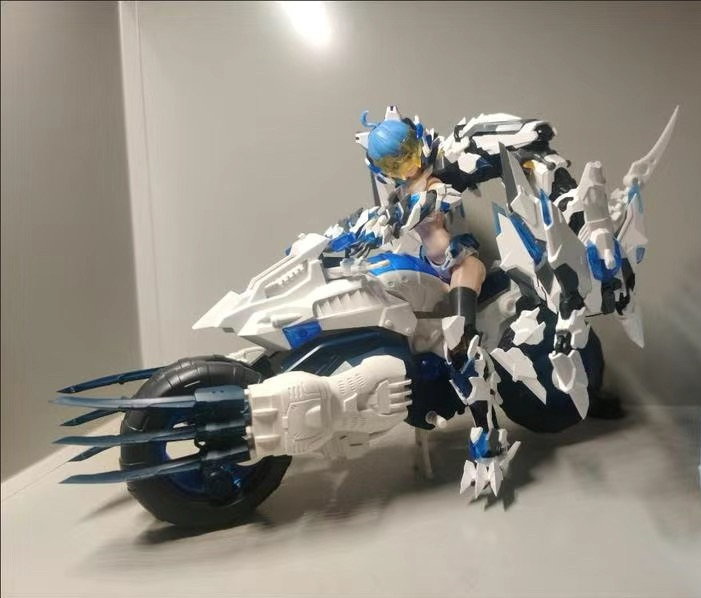 Mô hình lắp ráp 1/12 Motorcycle Monomer Machine Girl