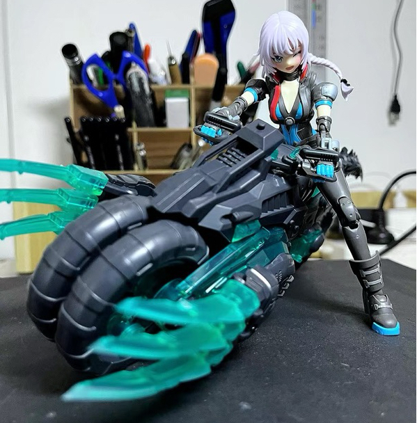 Mô hình lắp ráp 1/12 Motorcycle Monomer Machine Girl