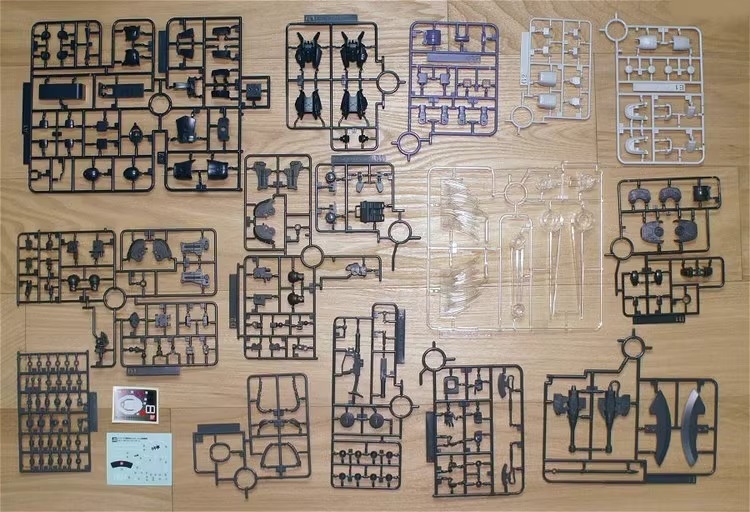 Mô hình lắp ráp HG 1/144 HG MS-06R-1A Zaku II High Mobility Type Black Tri-Star Gaogao model