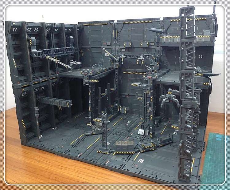 Mô hình sa bàn Domain Base CG Set 10 bộ gundam Hangar