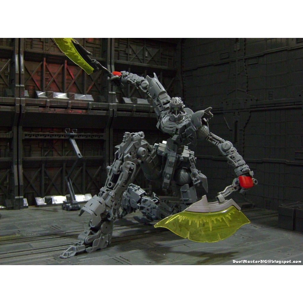 Mô hình lắp ráp MG 1/100 MSN-06S Sinanju 015 tthongli
