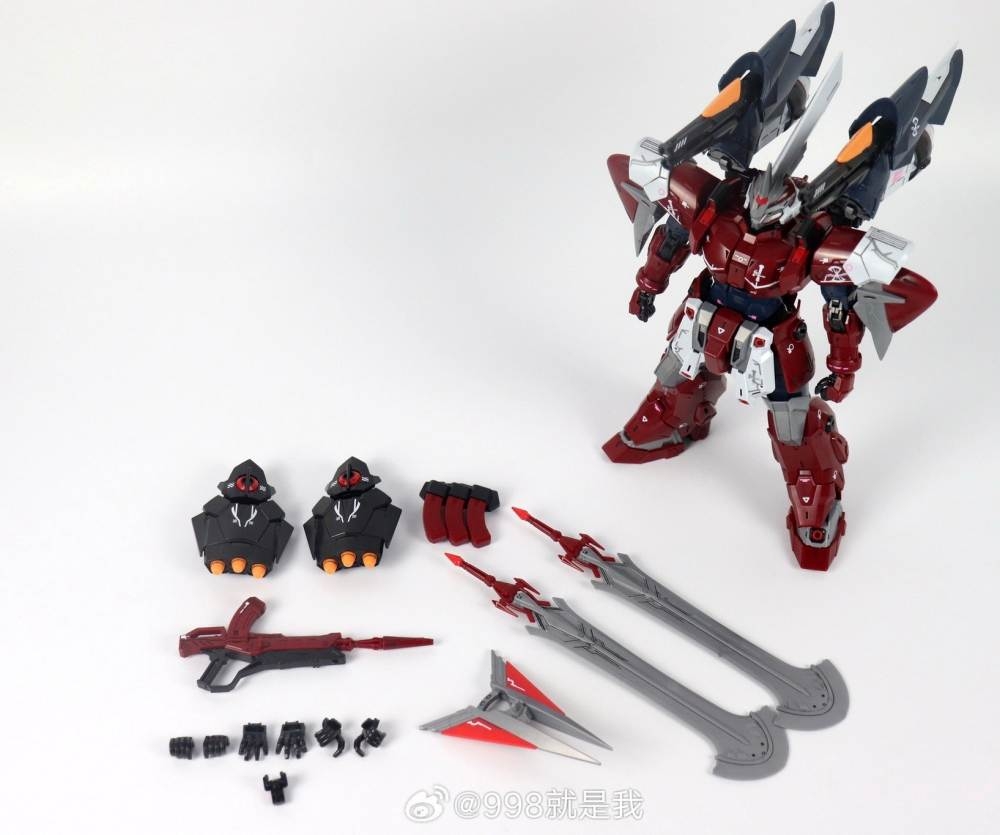 Mô hình lắp ráp MG 1/100 Mobile Ginn Gladiator Miguel Ayman Custom - Phantom Model