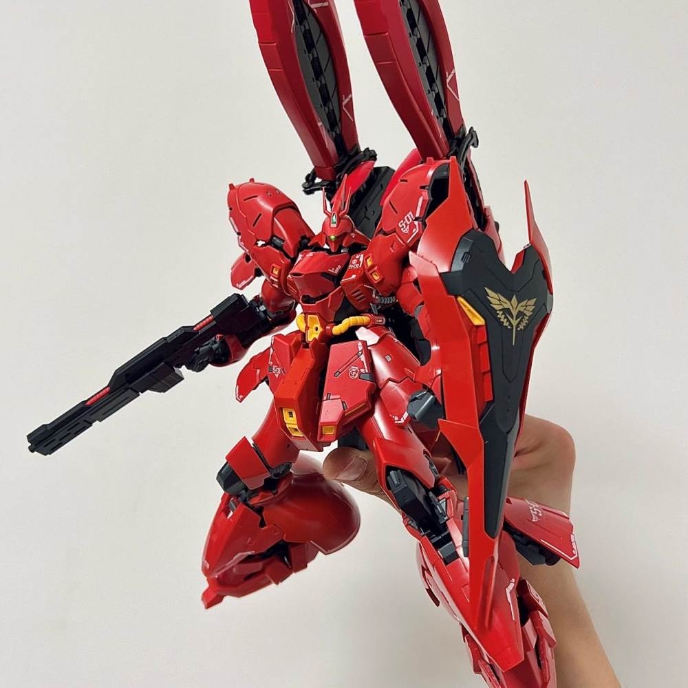 Mô hình lắp ráp RG 1/144 Sazabi Gundam Fukuoka MSN-04FF Double Horn - Gaogao model