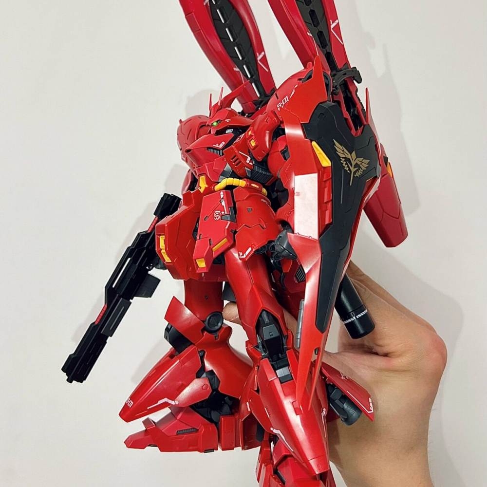 Mô hình lắp ráp RG 1/144 Sazabi Gundam Fukuoka MSN-04FF Double Horn - Gaogao model