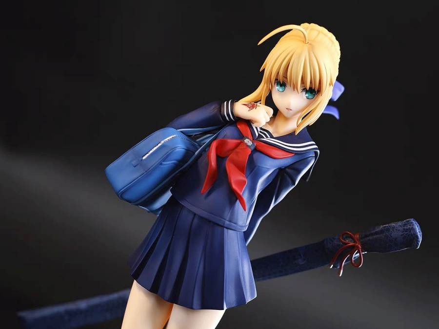 Mô hình Figure Saber School Uniform Dress Fate Stay Night (22cm)