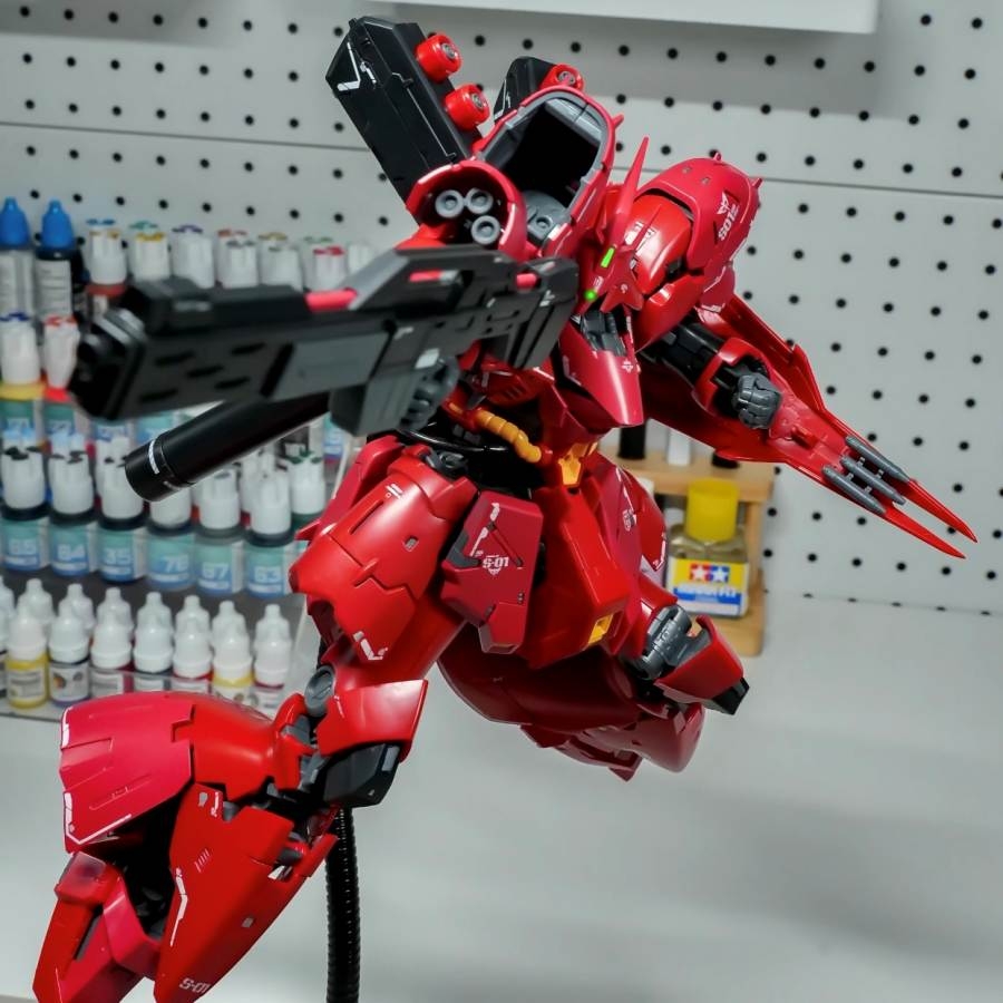 Mô hình lắp ráp RG 1/144 Sazabi - STAR model