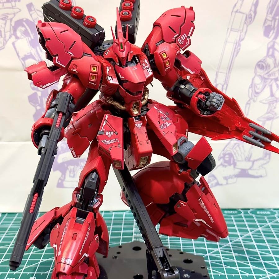 Mô hình lắp ráp RG 1/144 Sazabi - STAR model