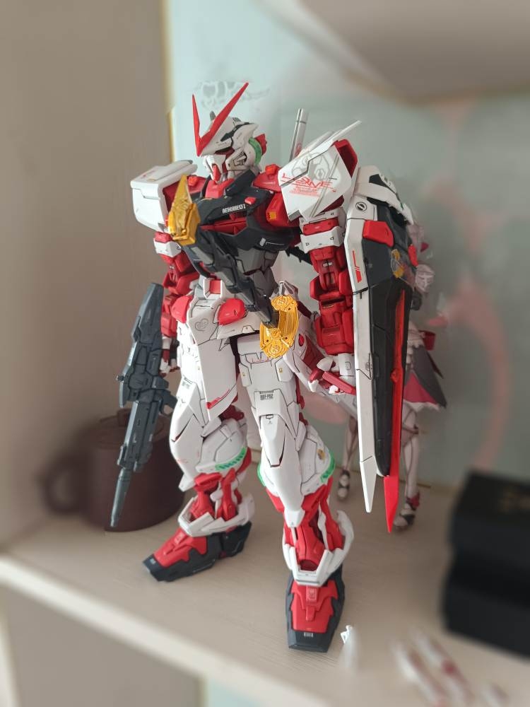 Mô hinh lắp ráp PG 1/60 Astray Red Frame gundam - Daban model