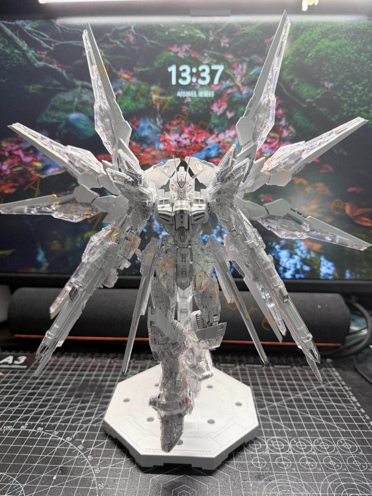 Mô hình lắp ráp MGEX Strike Freedom Twight Clear 7701-TD Changlong