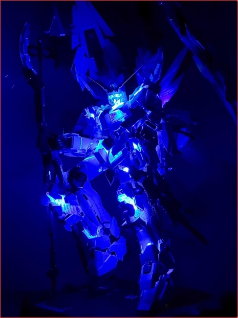 Mô hình lắp ráp PG 1/60 RX-0 Unicorn Gundam Perfectibility (+led Kosmos)