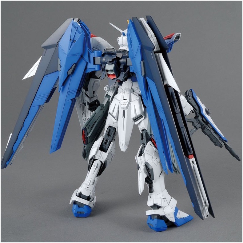 Mô hình lắp ráp MG 1/100 Gundam Freedom 2.0 6650 - Daban