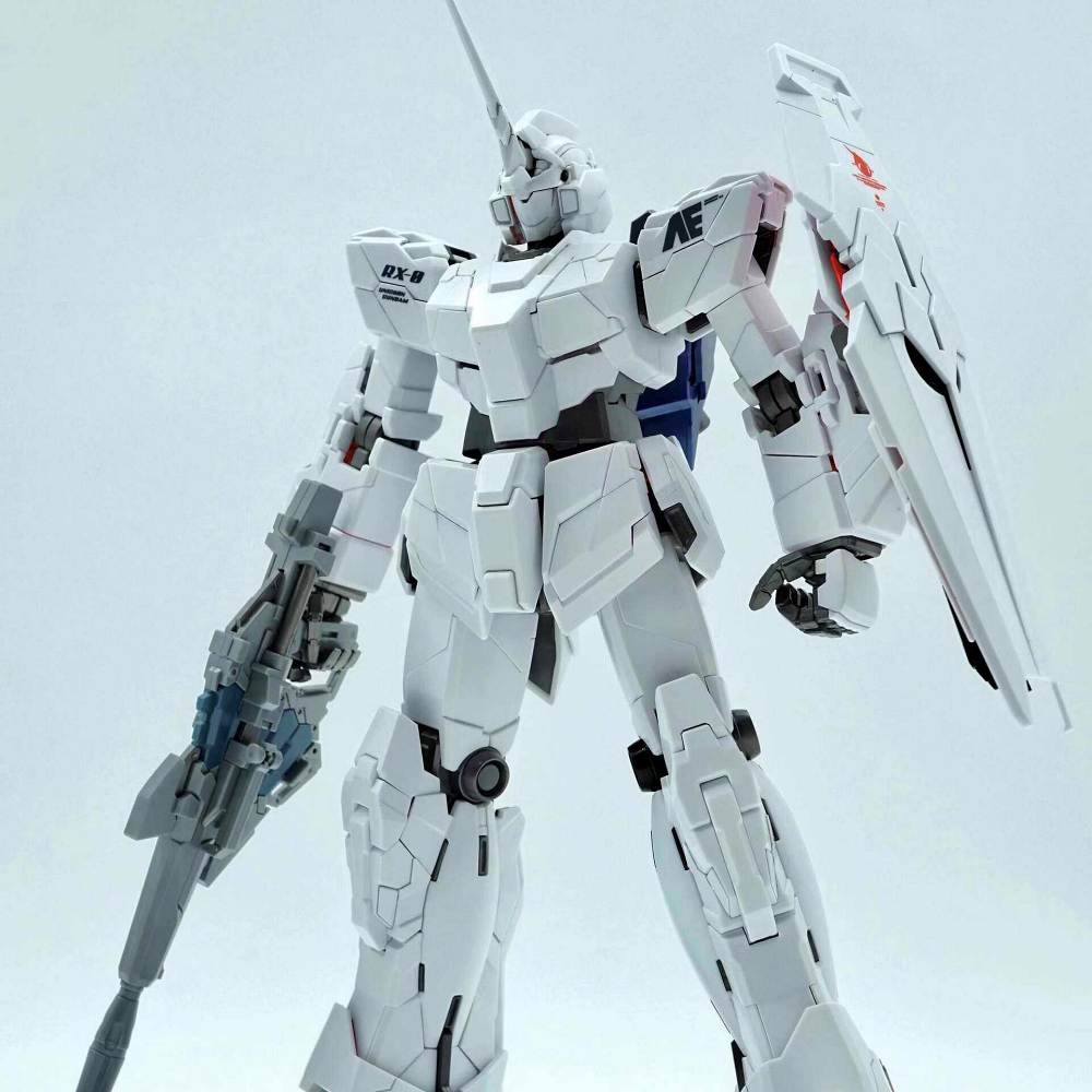 Mô hình lắp ráp MG 1/100 Unicorn Gundam ver OVA 6637 (red) Daban