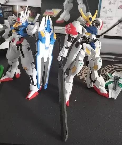Mô hình lắp ráp HG 1/144 Gundam Barbatos Lupus (+Base) IBO B021 gaogao
