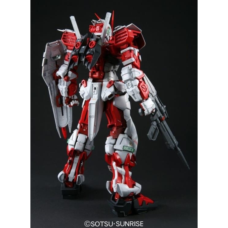 Mô hình lắp ráp PG 1/60 Gundam Astray Red Frame Bandai