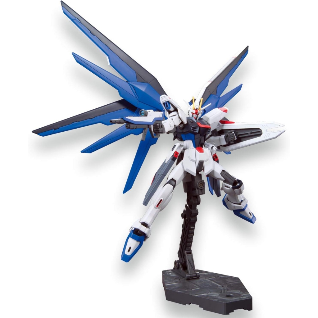 Mô hình lắp ráp HG 1/144 Freedom Gundam ZGMF-X10 HGCE 192 bandai