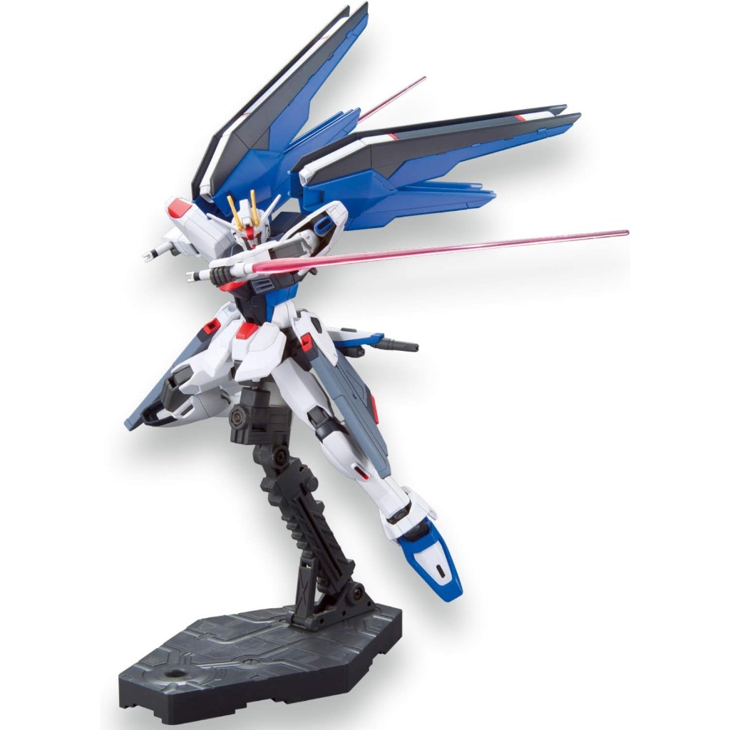 Mô hình lắp ráp HG 1/144 Freedom Gundam ZGMF-X10 HGCE 192 bandai