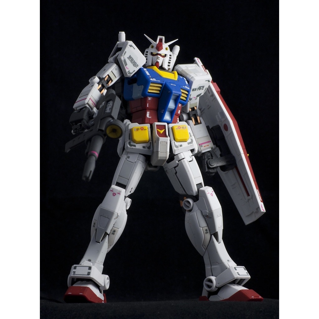 Mô hình lắp ráp RG 1/144 Gundam RX-78-2 RX78 Bandai