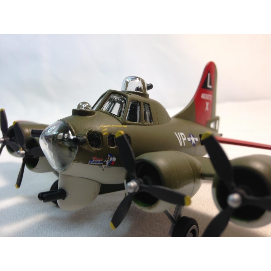 Mô hình lắp ráp Meng B-17G Flying Fortress mPLANE-001