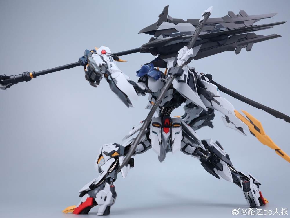 Mô hình lắp ráp 1/100 Barbatos Lupus Rex metal frame Wolf model