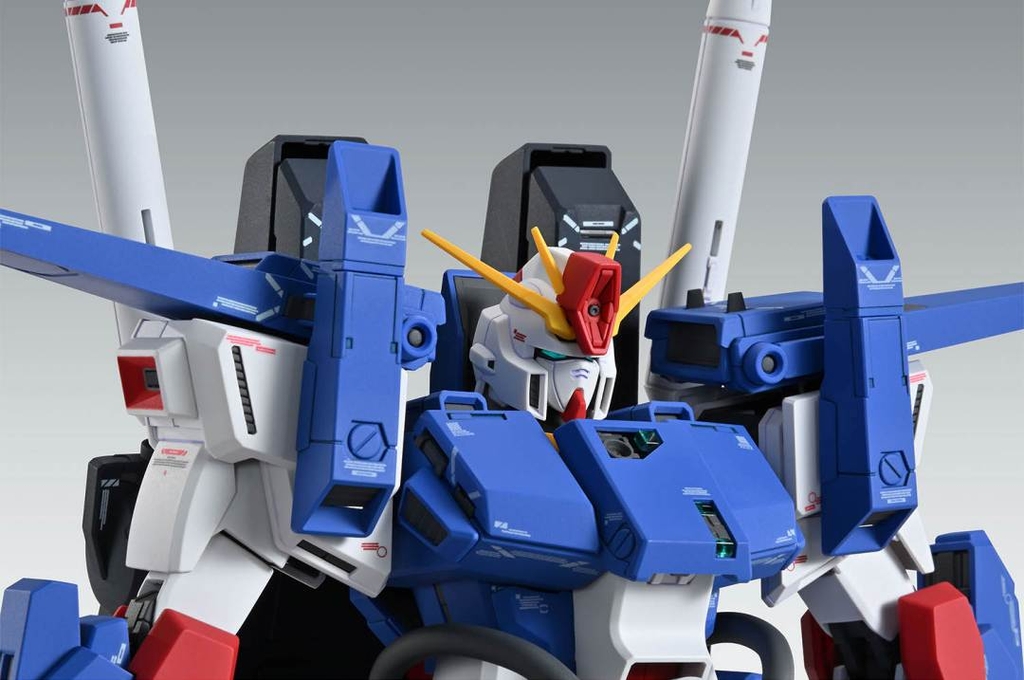 Mô hình lắp ráp MG 1/100 FULL ARMOR ZZ GUNDAM Ver.Ka Bandai