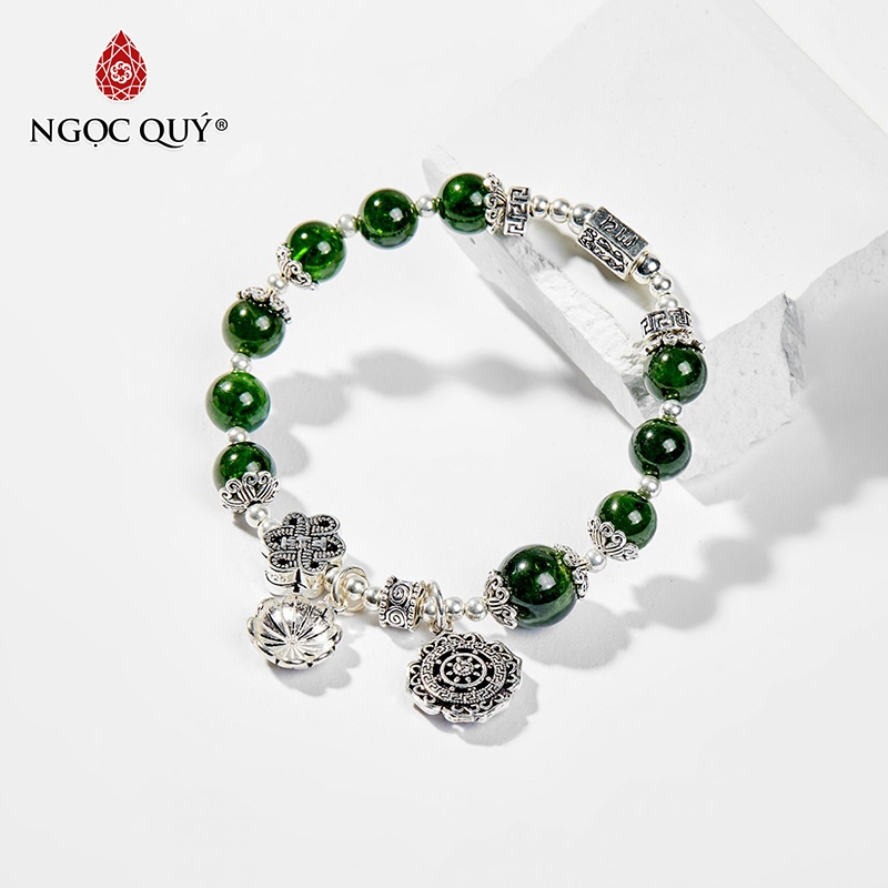 Vòng tay phong thủy đá diopside phối charm hoa vintage hạt 7mm hợp mệnh hỏa, mộc