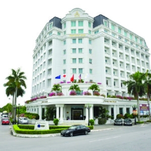 KHÁCH SẠN PEARL RIVER HOTEL & CONDOTEL