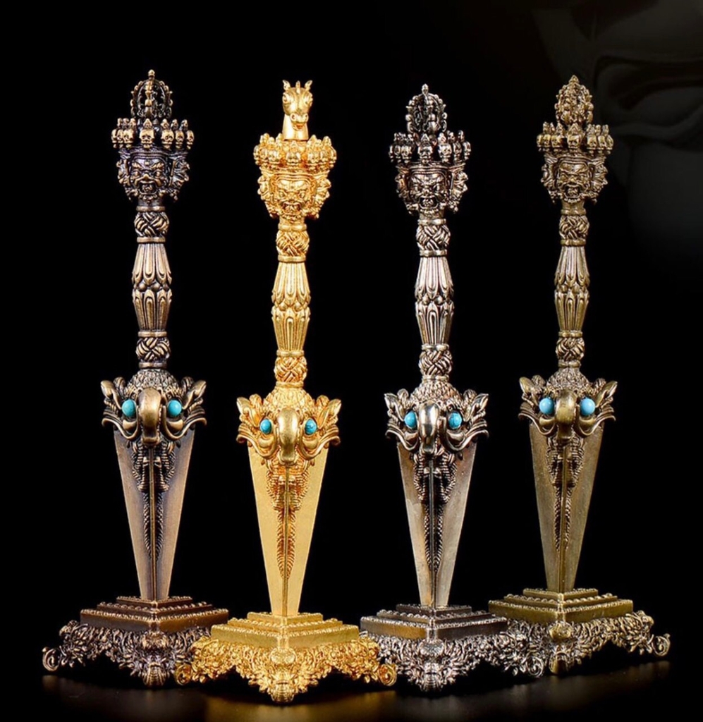 Đao Kim Cang Phurba Đồng Vàng  22CM Vajrakilaya